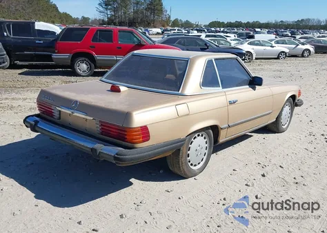 1984 Mercedes-Benz 380 Sl z USA, uszkodzony, nr VIN WDBBA45AXEA012235